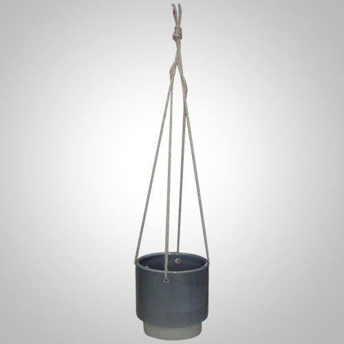 Meriden Hanging Pot