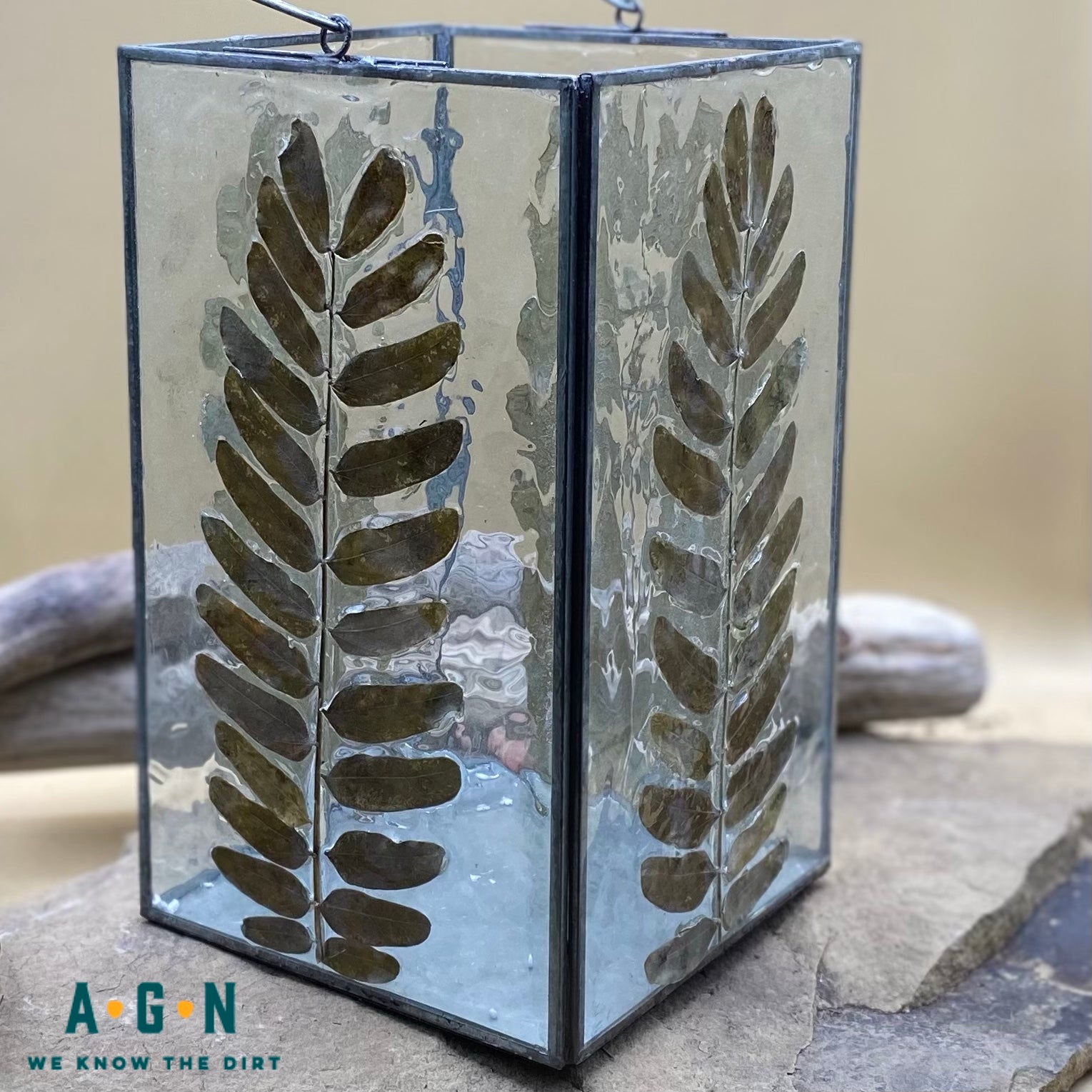 Enameled Hurricane Green Leaf Lrg Square