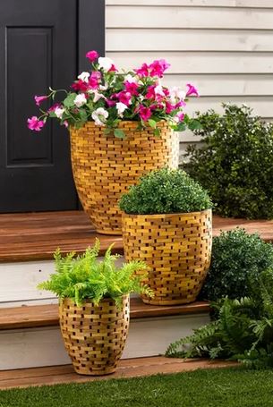 Acadia Tan Recycled Pot