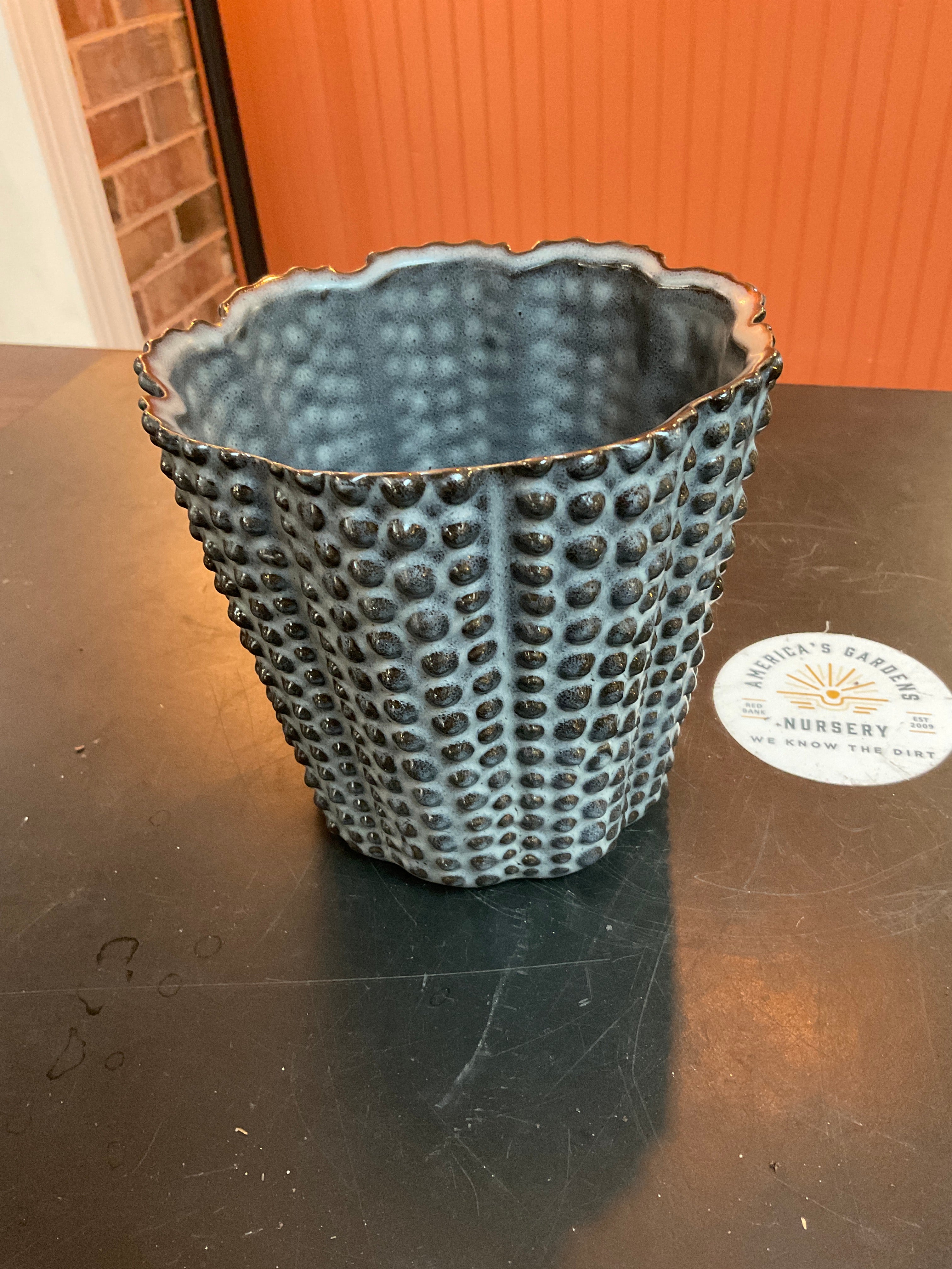 Tapered Hobnail Pot