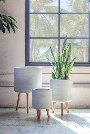 Varying Stripes Finish Cylinder Pot W/Hole